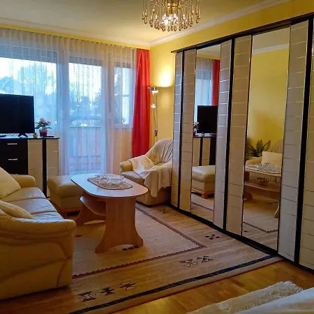 In Fonyod/balaton 39949 Apartament *